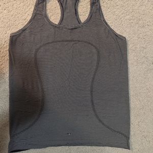 Lululemon tank 12